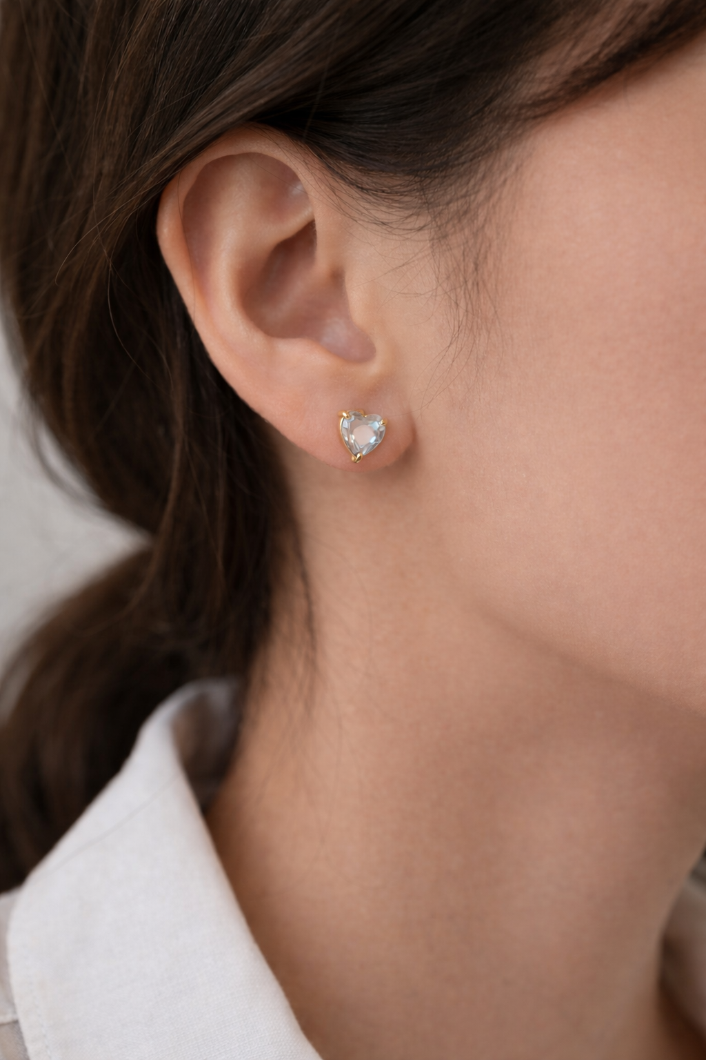 Heart Solo Solitaire Stud Earrings