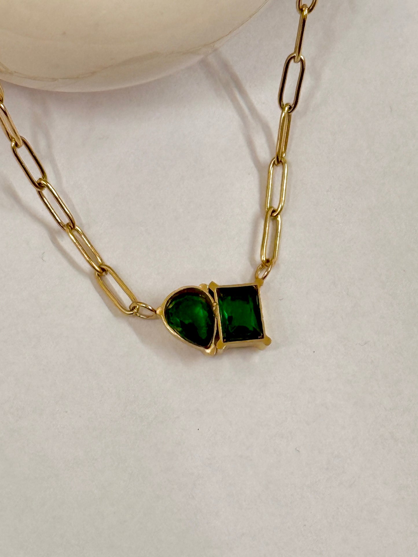 Toi Et Moi Green Solitaire Necklace