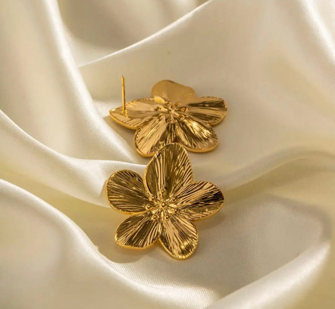 Aurora Petal Earrings