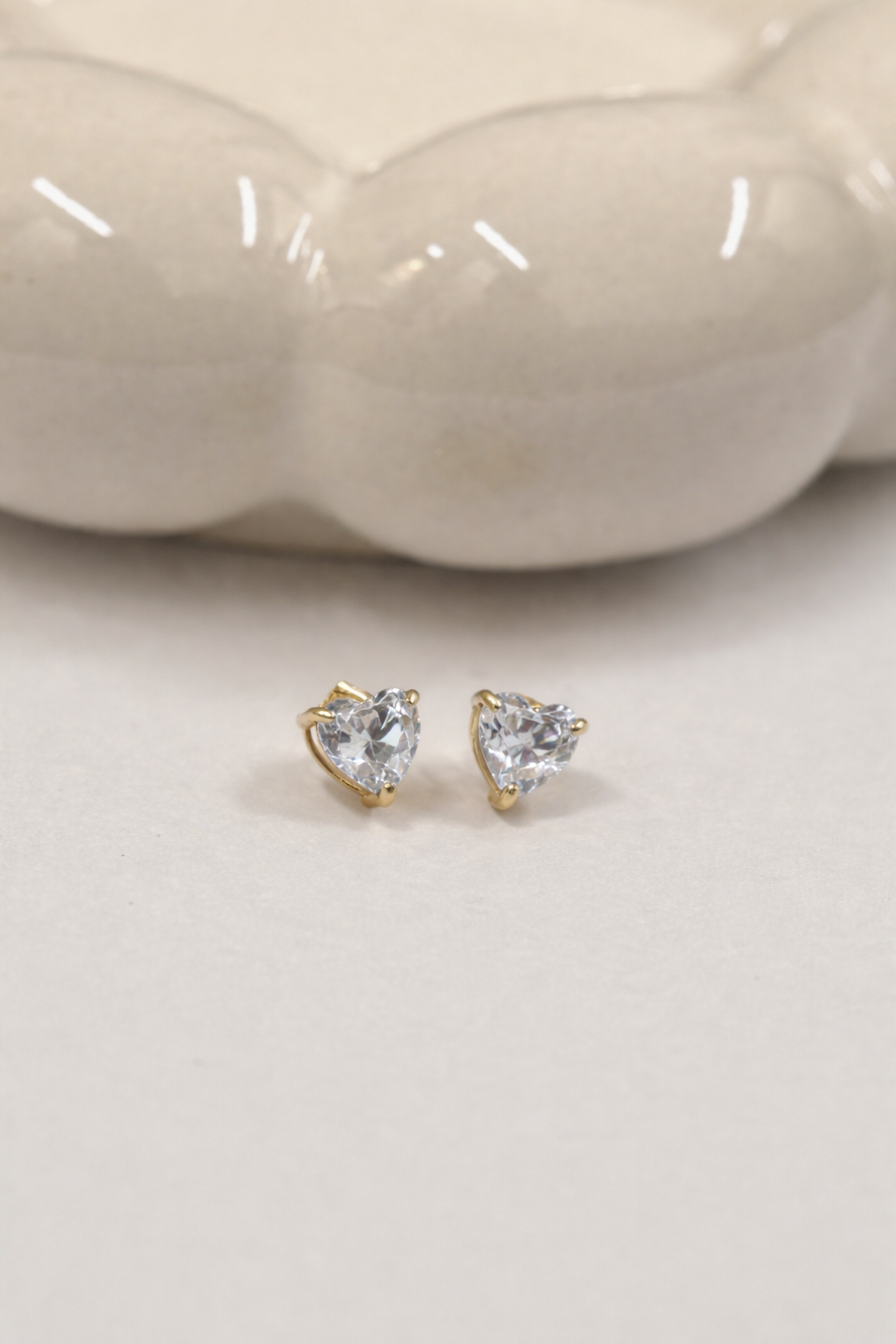 Heart Solo Solitaire Stud Earrings