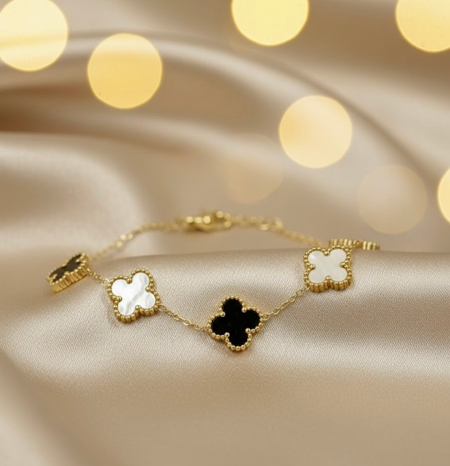 Black White Reversible Clover Bracelet