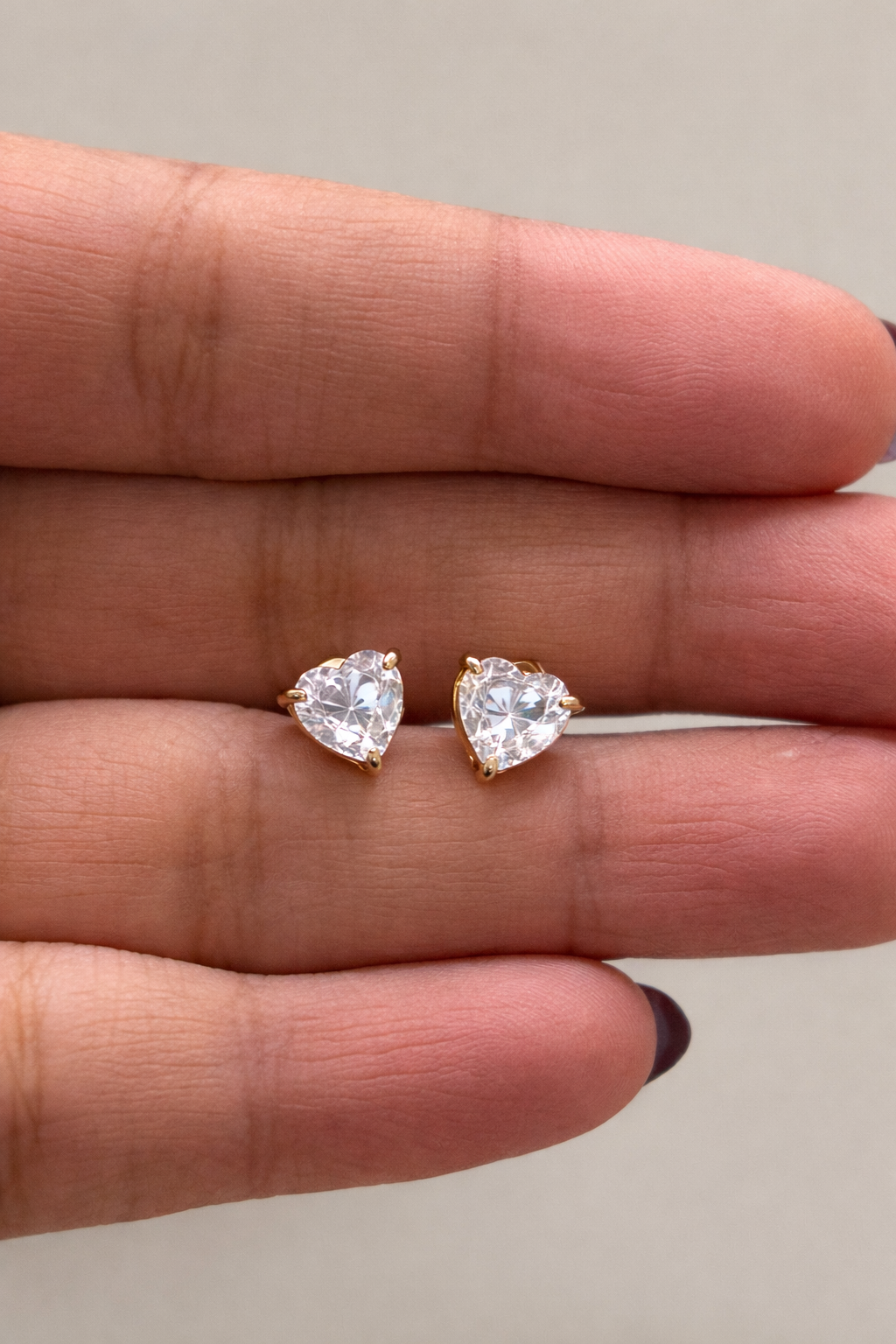 Heart Solo Solitaire Stud Earrings