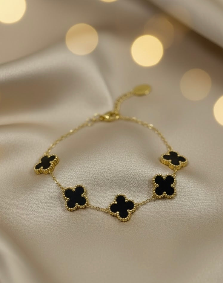 Black White Reversible Clover Bracelet