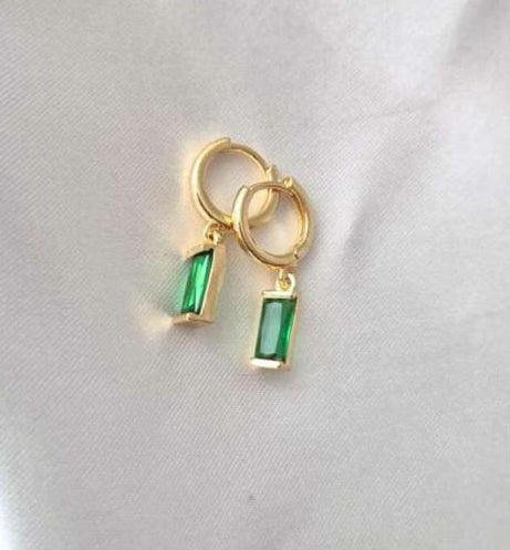 Edge Green Solitaire Earrings