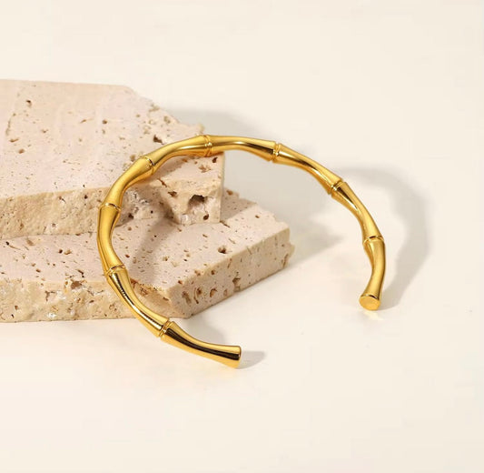 Chain Flow Bangle