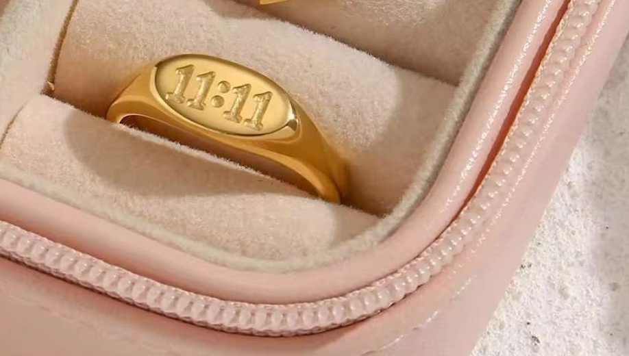 The 11:11 Ring
