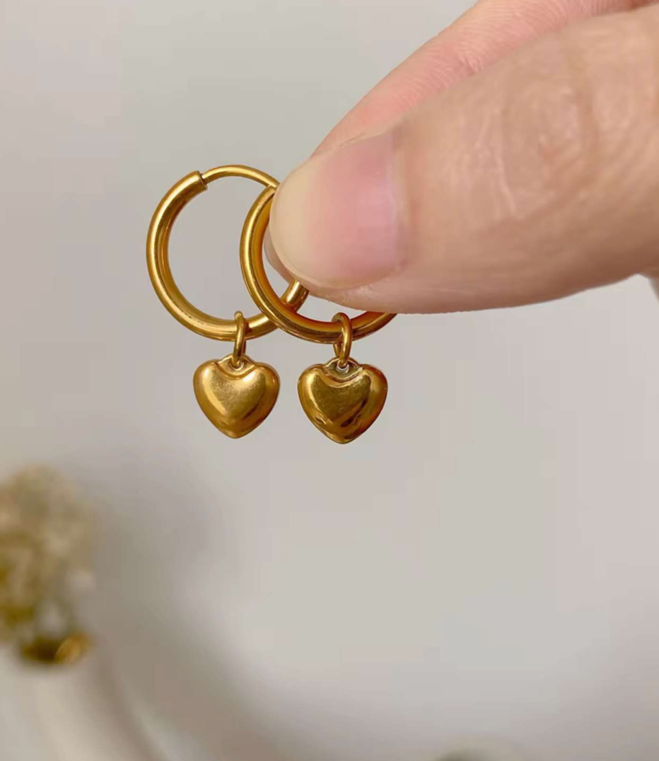 Sweet Heart Drop Earrings